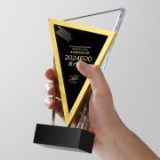 Designer trophy