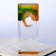 Glass trophy design
