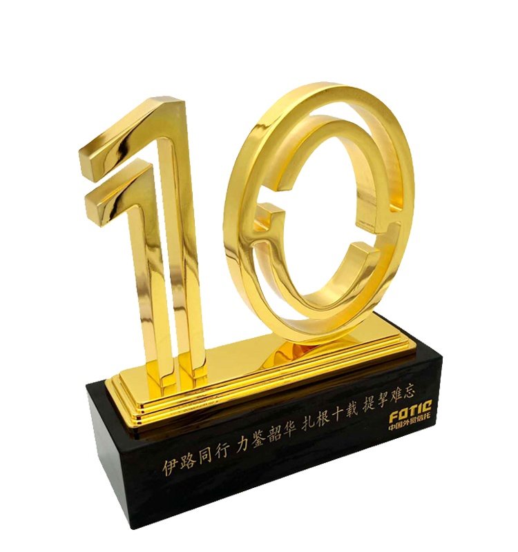 anniversary trophy​