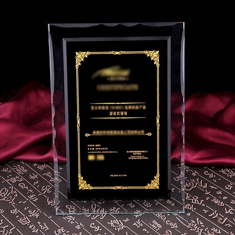crystal plaques and awards