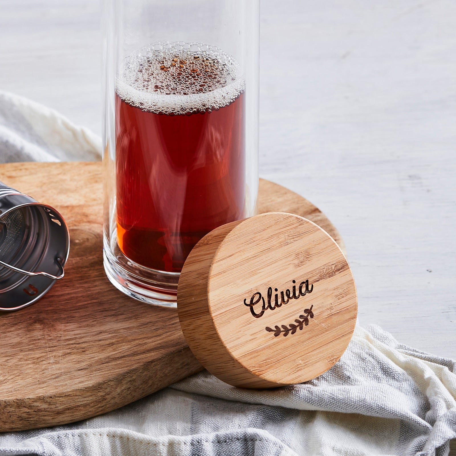Engraved Wooden Lid Tea Infuser