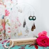 acrylic-jewellery-holder-wooden-base-1_1.jpg