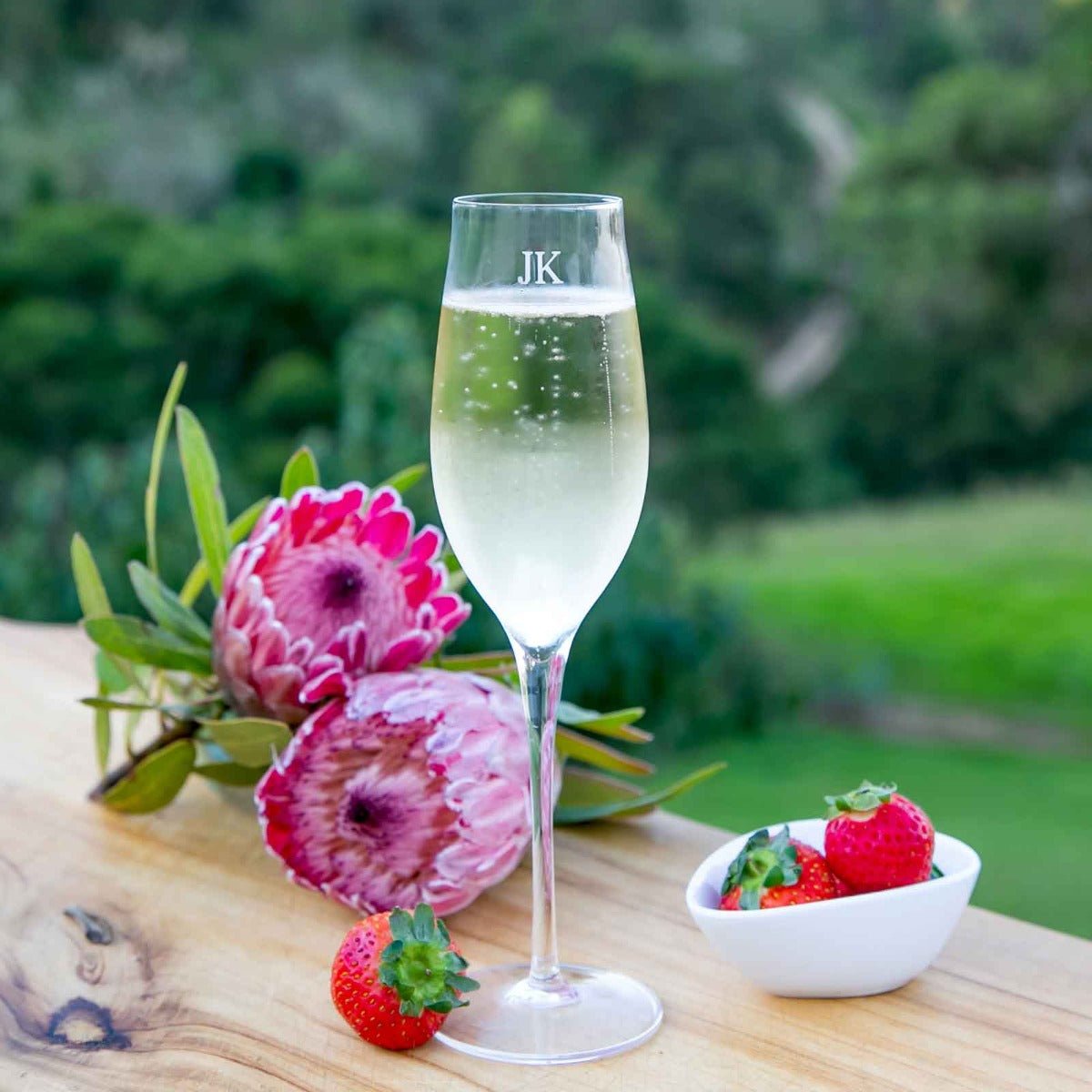 Engraved Classic Contour 200ml Champagne Glass
