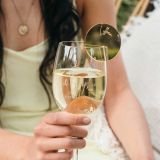 engraved-mirror-gold-glassware-placecard-1.jpg