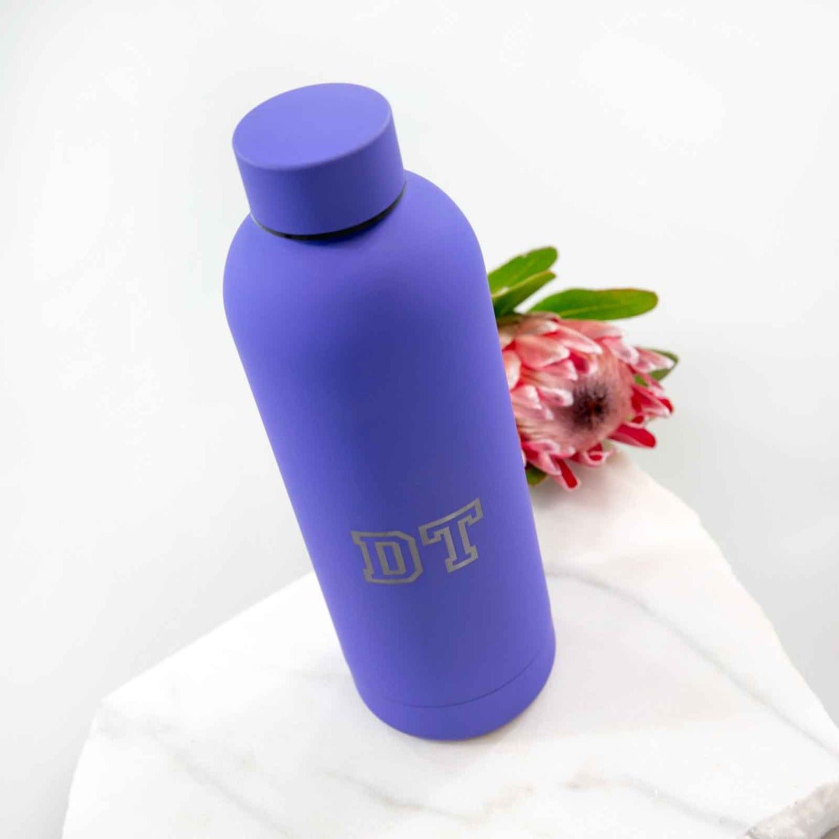 Limited Edition Engraved Very Peri Luxe Water Bottle 500ml