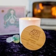 Engraved Wooden Lid Zodiac Soy Candle Aquarius with Wood Wick