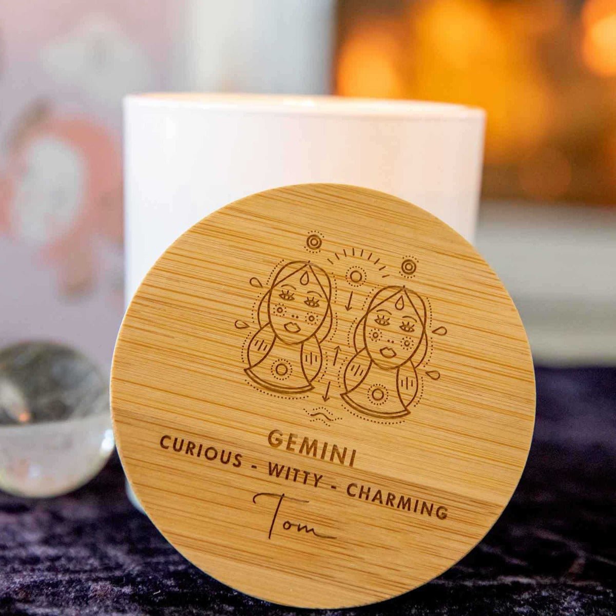 Engraved Wooden Lid Zodiac Soy Candle Gemini with Wood Wick