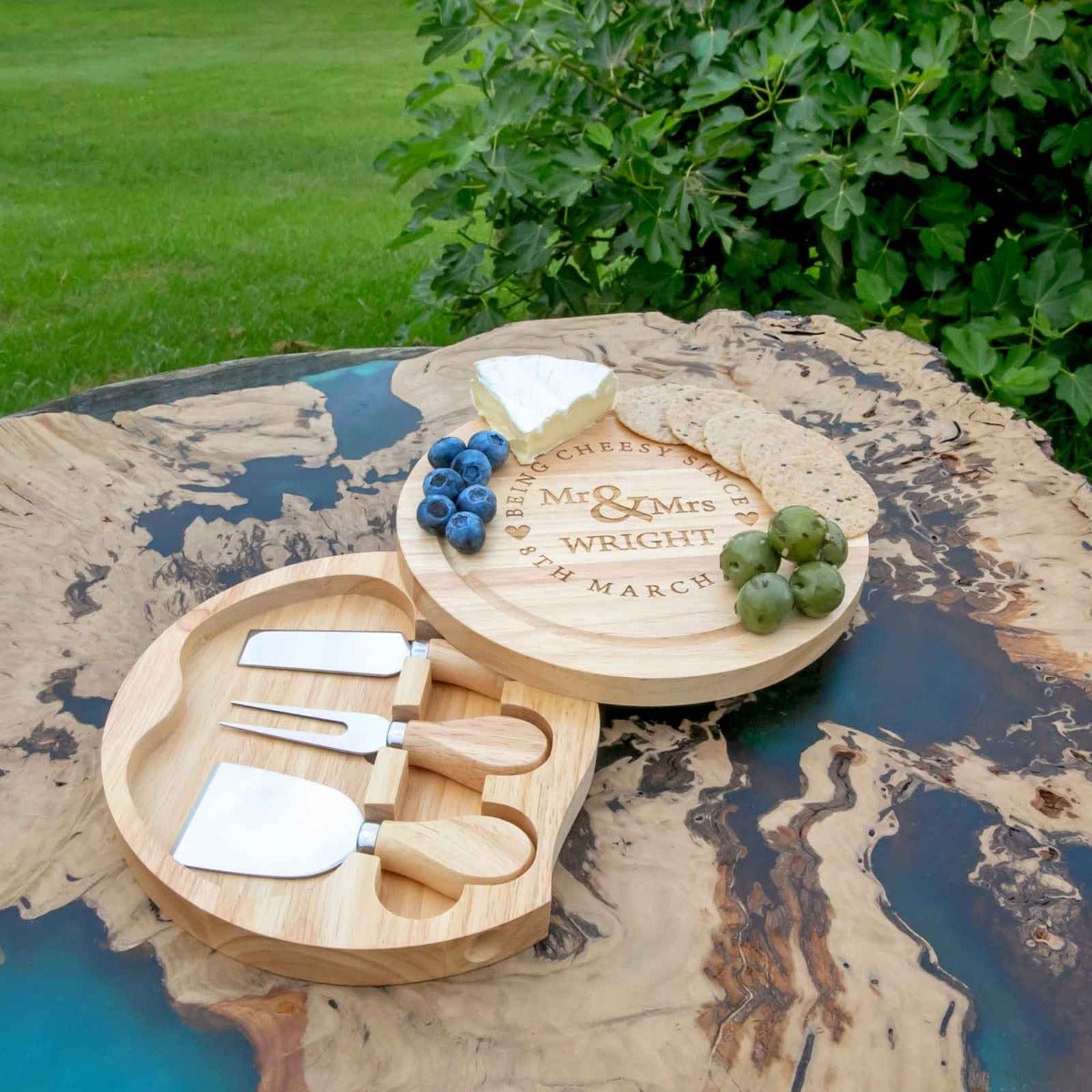 Engraved Wedding Round Cheese Set