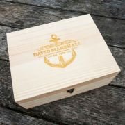 Engraved Wooden Gift Boxed Etched Globe Decanter & Whiskey Glasses